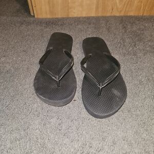 Classic Black Women's Flip Flops - Comfortable Everyday Sandals